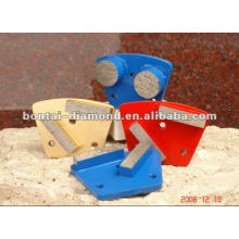 Abrasive polishing block for concrete grinding